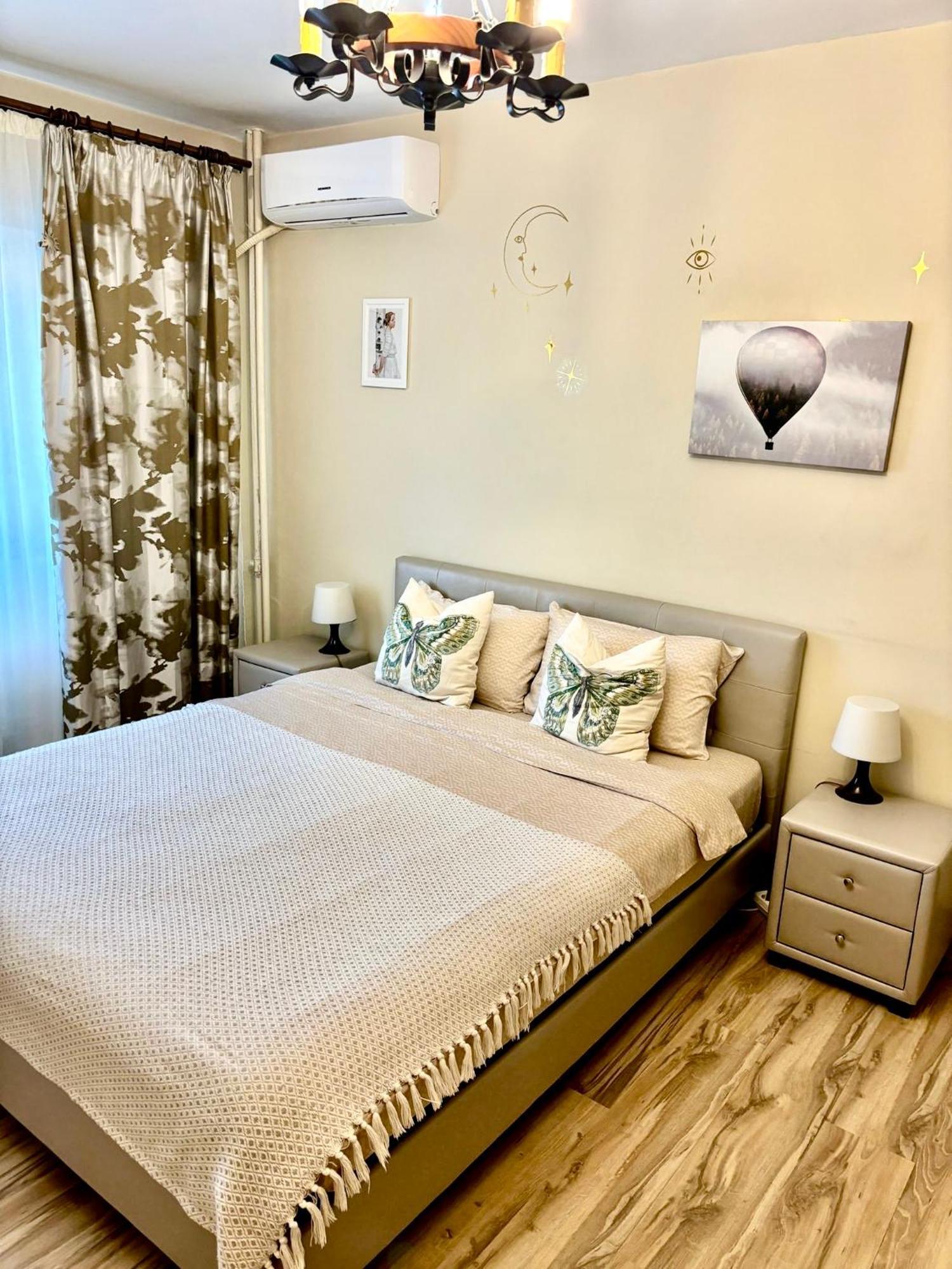 David Apartment โอโตเปนี ภายนอก รูปภาพ